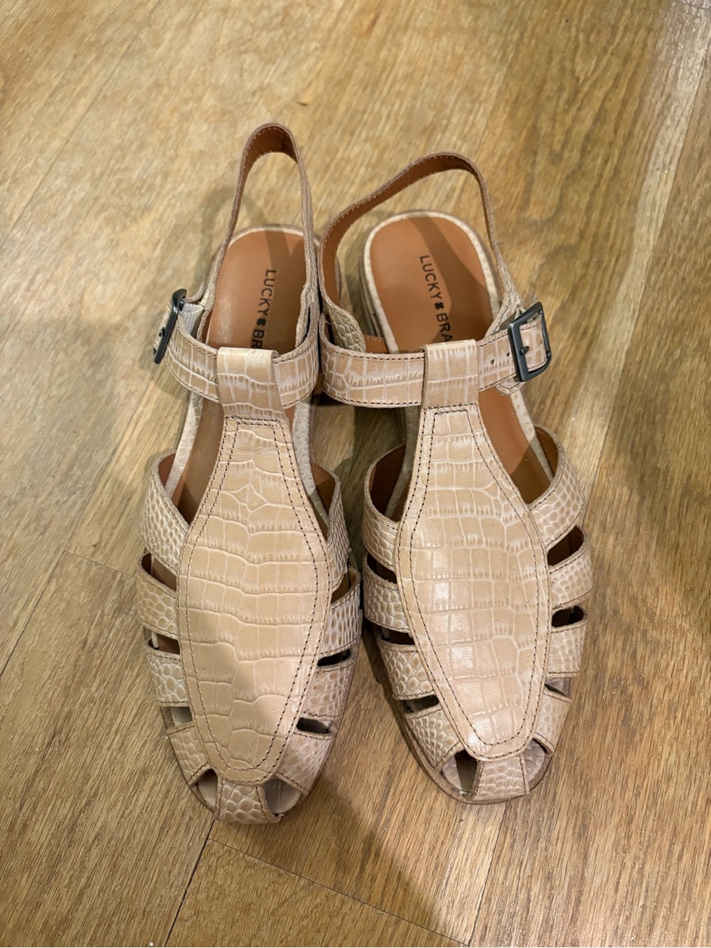 Lucky Brand Dallila Beige Croc-Embossed Fisherman Sandals